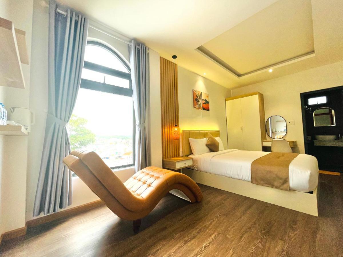 Torino Hotel Dalat Exterior photo