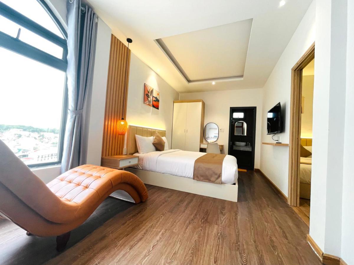 Torino Hotel Dalat Exterior photo