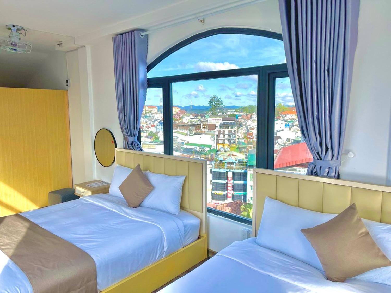 Torino Hotel Dalat Exterior photo