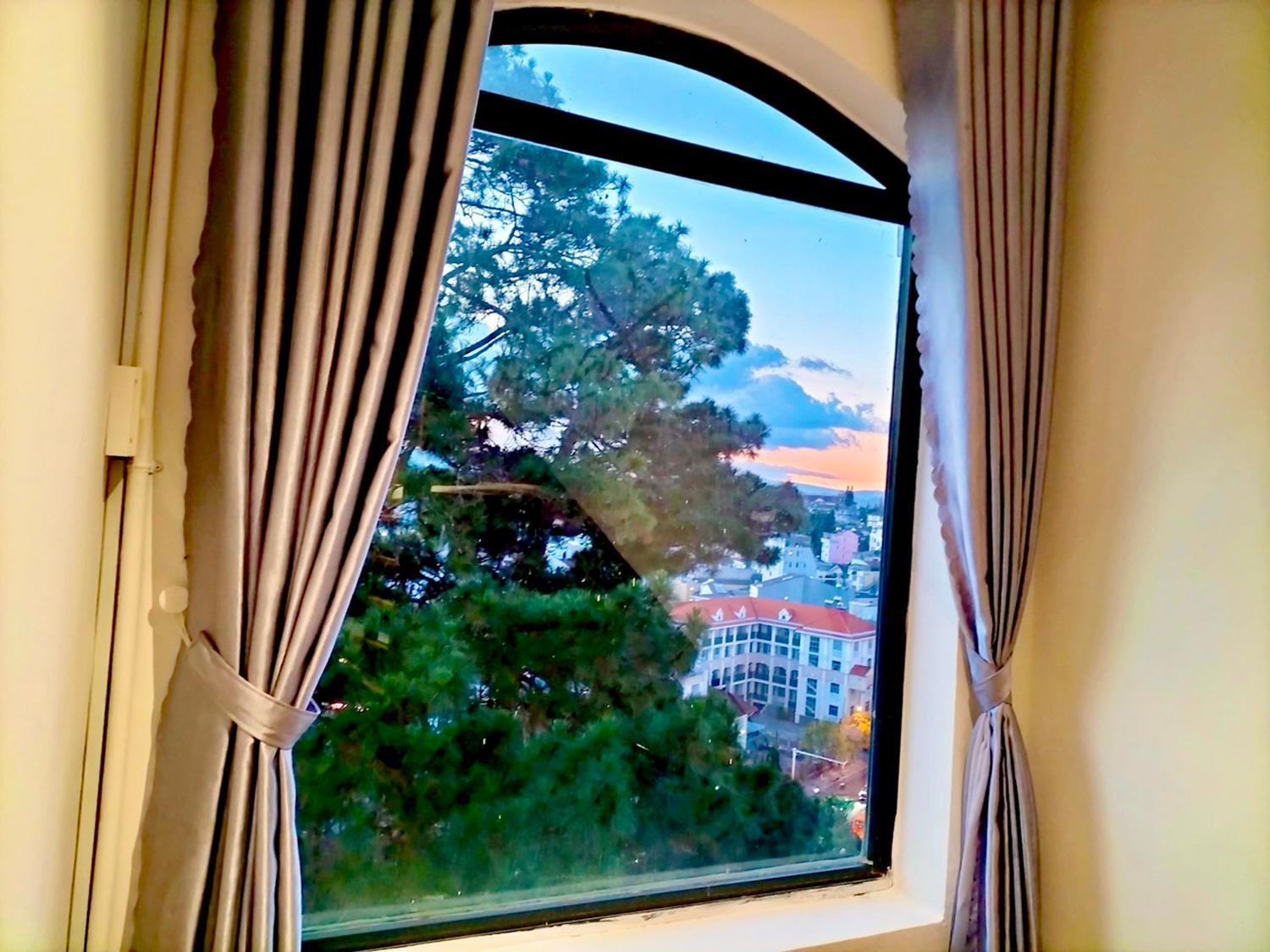 Torino Hotel Dalat Exterior photo