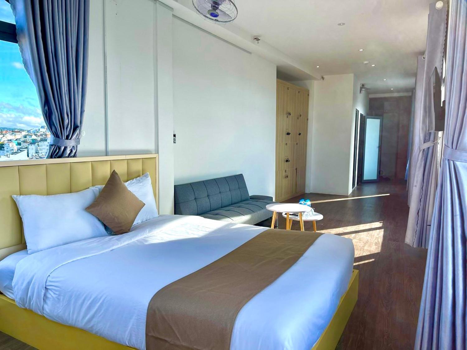 Torino Hotel Dalat Exterior photo