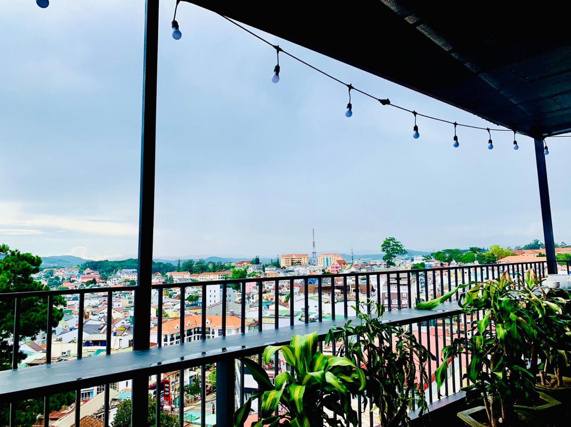 Torino Hotel Dalat Exterior photo